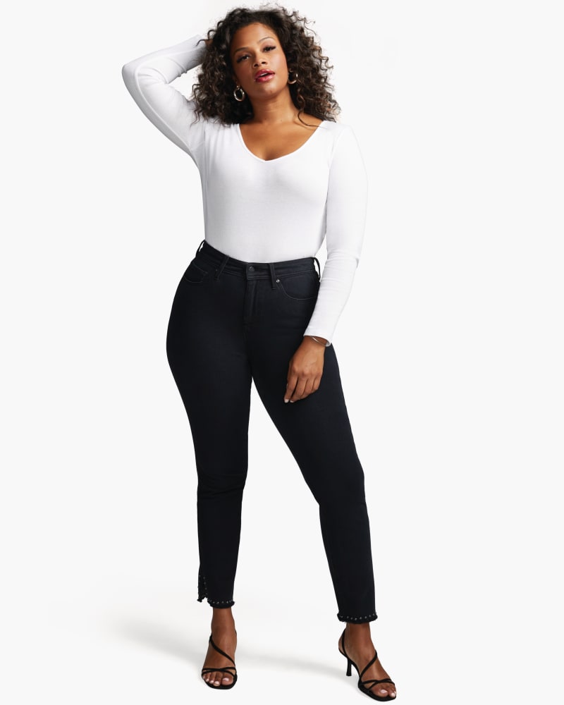 Front of a model wearing a size 18 Desiree Straight-Leg Studded Ankle Jeans in Black by NYDJ. | dia_product_style_image_id:166372